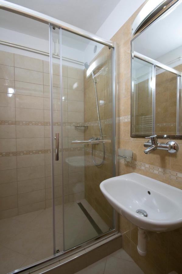 Penzión Adika Myto pod Dumbierom Quarto foto