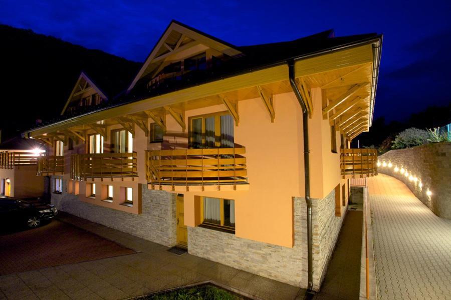 Penzión Adika Myto pod Dumbierom Exterior foto